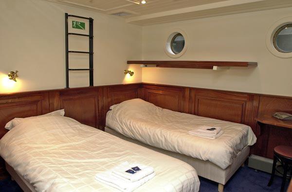 Boat Barkentijn Marjorie Hotel Antwerp Exterior photo